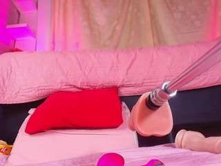 mssbombom — Camsoda recorded stream image, 15.07.2025 03:00