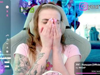 VikkiExtraCheese — Bongacams recorded stream image, 15.07.2025 21:30