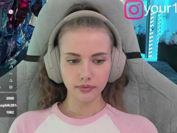 VikkiExtraCheese — Bongacams recorded stream image, 15.07.2025 21:30