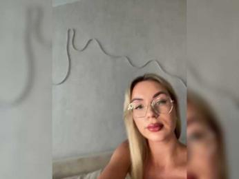 Mila-m — Bongacams recorded stream image, 16.07.2025 10:20