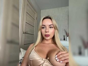 Mila-m — Bongacams recorded stream image, 16.07.2025 10:20