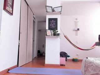 karlyee — Camsoda recorded stream screenshot (16 Jul 2025)