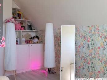 brilliantvictoria — Chaturbate recorded stream screenshot (17 Jul 2025)