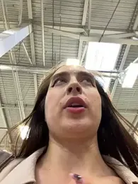 Holly_Play — Stripchat recorded stream image, 18.07.2025 10:00