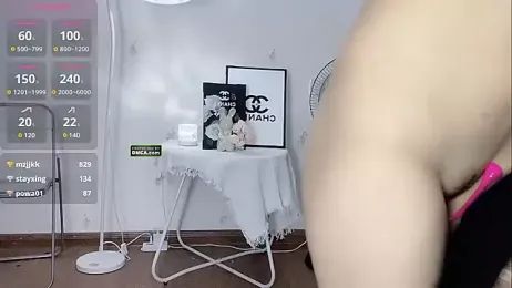 momo-5952 — Stripchat recorded stream image, 18.07.2025 17:20