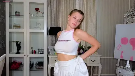 AnneFoxy — Stripchat recorded stream image, 19.07.2025 12:30