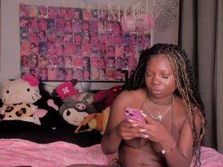 karliekayozz — Camsoda recorded stream image, 19.07.2025 23:00