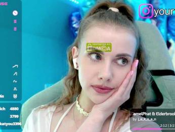 VikkiExtraCheese — Bongacams recorded stream image, 19.07.2025 18:50