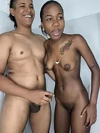 valmon21 — Stripchat recorded stream image, 20.07.2025 13:00