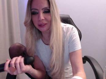 blondalina — Bongacams recorded stream image, 12.02.2025 18:10