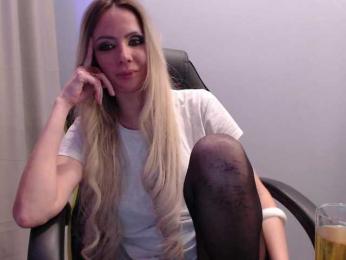 blondalina — Bongacams recorded stream image, 12.02.2025 18:10