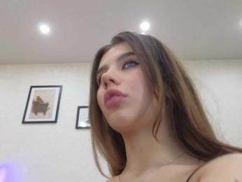 dolly-ll — Bongacams recorded stream image, 20.07.2025 13:20