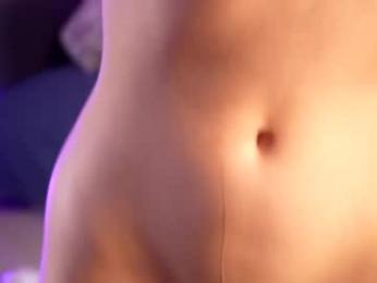 littlee33 — Chaturbate recorded stream image, 12.02.2025 21:10