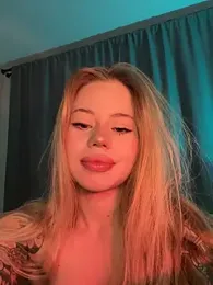 curchez_ — Stripchat recorded stream screenshot (12 Feb 2025)