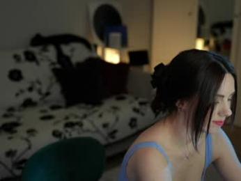 _blackbee_ — Chaturbate recorded stream image, 21.07.2025 10:40