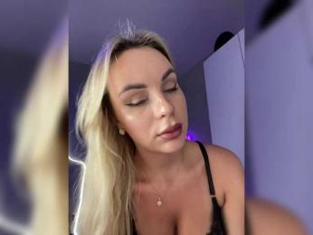 Mila-m — Bongacams recorded stream image, 21.07.2025 19:10