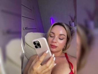Mila-m — Bongacams recorded stream image, 21.07.2025 19:10