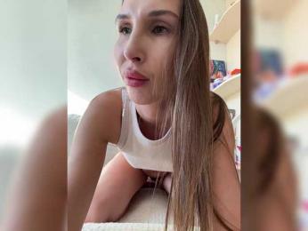 HOT_honey — Bongacams recorded stream image, 12.02.2025 15:40