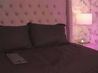 charlotte-harris — Camsoda recorded stream image, 23.07.2025 03:10