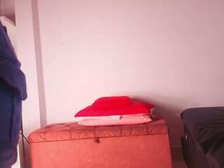mssbombom — Camsoda recorded stream image, 23.07.2025 03:00