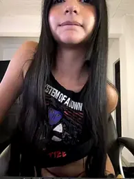 aly_golden_ — Stripchat recorded stream image, 23.07.2025 06:10
