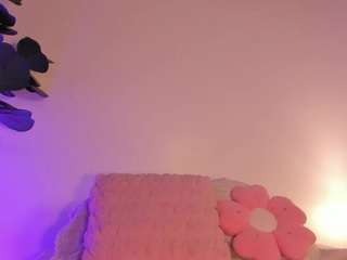 nicoleriveraa — Camsoda recorded stream image, 23.07.2025 12:30