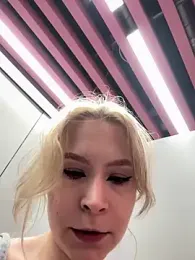 Cum_girlss — Stripchat recorded stream image, 24.07.2025 06:30