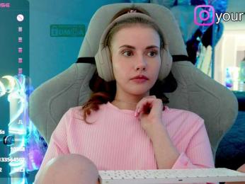 VikkiExtraCheese — Bongacams recorded stream image, 23.07.2025 18:00