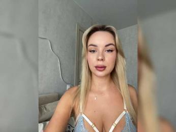 Mila-m — Bongacams recorded stream image, 25.07.2025 10:00