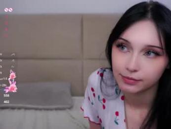vivid_girls — Chaturbate recorded stream image, 25.07.2025 07:10