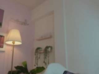 little-natt — Camsoda recorded stream image, 25.07.2025 14:20