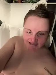GingerSnap33 — Stripchat recorded stream image, 13.02.2025 04:00