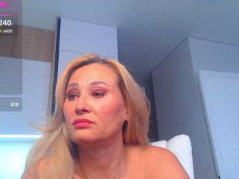 hold-me-tight — Bongacams recorded stream screenshot (13 Feb 2025)