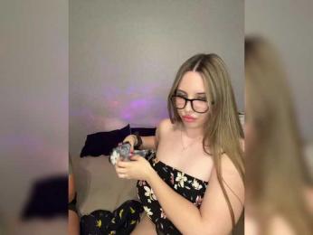 Cris_Mi — Bongacams recorded stream image, 27.07.2025 03:00