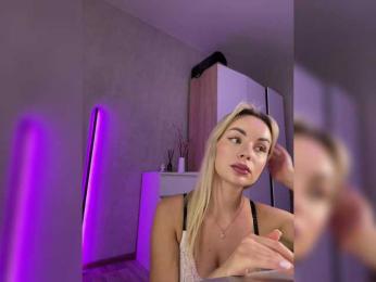 Mila-m — Bongacams recorded stream image, 28.07.2025 19:20