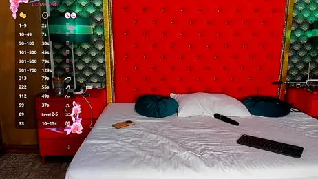 VallerieJones — Stripchat recorded stream image, 28.07.2025 22:00