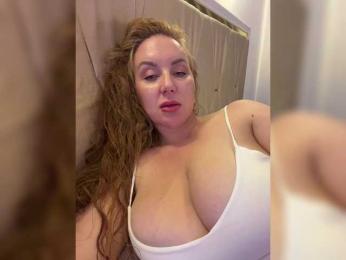 cherryygirl — Bongacams recorded stream image, 31.07.2025 21:00