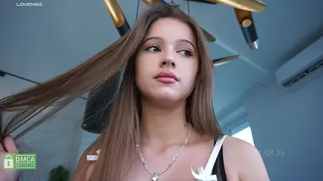 hecola — Stripchat recorded stream image, 01.08.2025 07:10