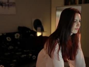 _blackbee_ — Chaturbate recorded stream image, 01.08.2025 11:10