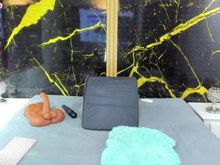 nyakimgold — Camsoda recorded stream image, 01.08.2025 12:00