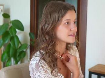 eli_sun — Chaturbate recorded stream image, 01.08.2025 09:00