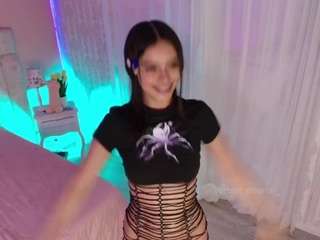 veronicamartin — Camsoda recorded stream image, 01.08.2025 11:50