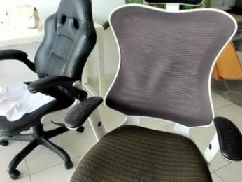 emillybrowm — Chaturbate recorded stream image, 01.08.2025 14:10