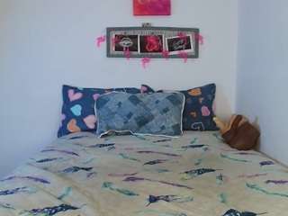 andreasaenzz — Camsoda recorded stream image, 01.08.2025 20:40