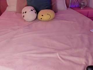 emyliesander — Camsoda recorded stream image, 02.08.2025 11:50