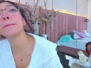 marianabranz — Camsoda recorded stream image, 13.02.2025 13:50