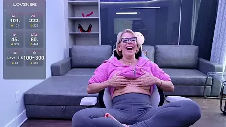 FitCougar — Stripchat recorded stream screenshot (13 Feb 2025)