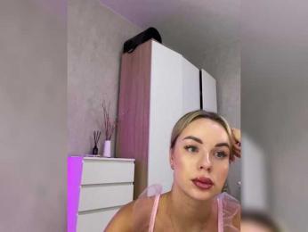 Mila-m — Bongacams recorded stream image, 04.08.2025 19:10
