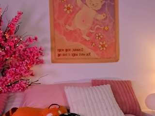 namiwolff — Camsoda recorded stream image, 05.08.2025 01:00