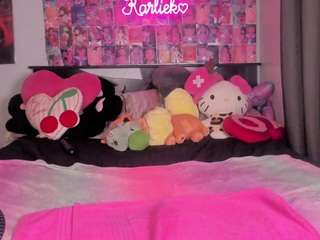 karliekayozz — Camsoda recorded stream image, 04.08.2025 22:20